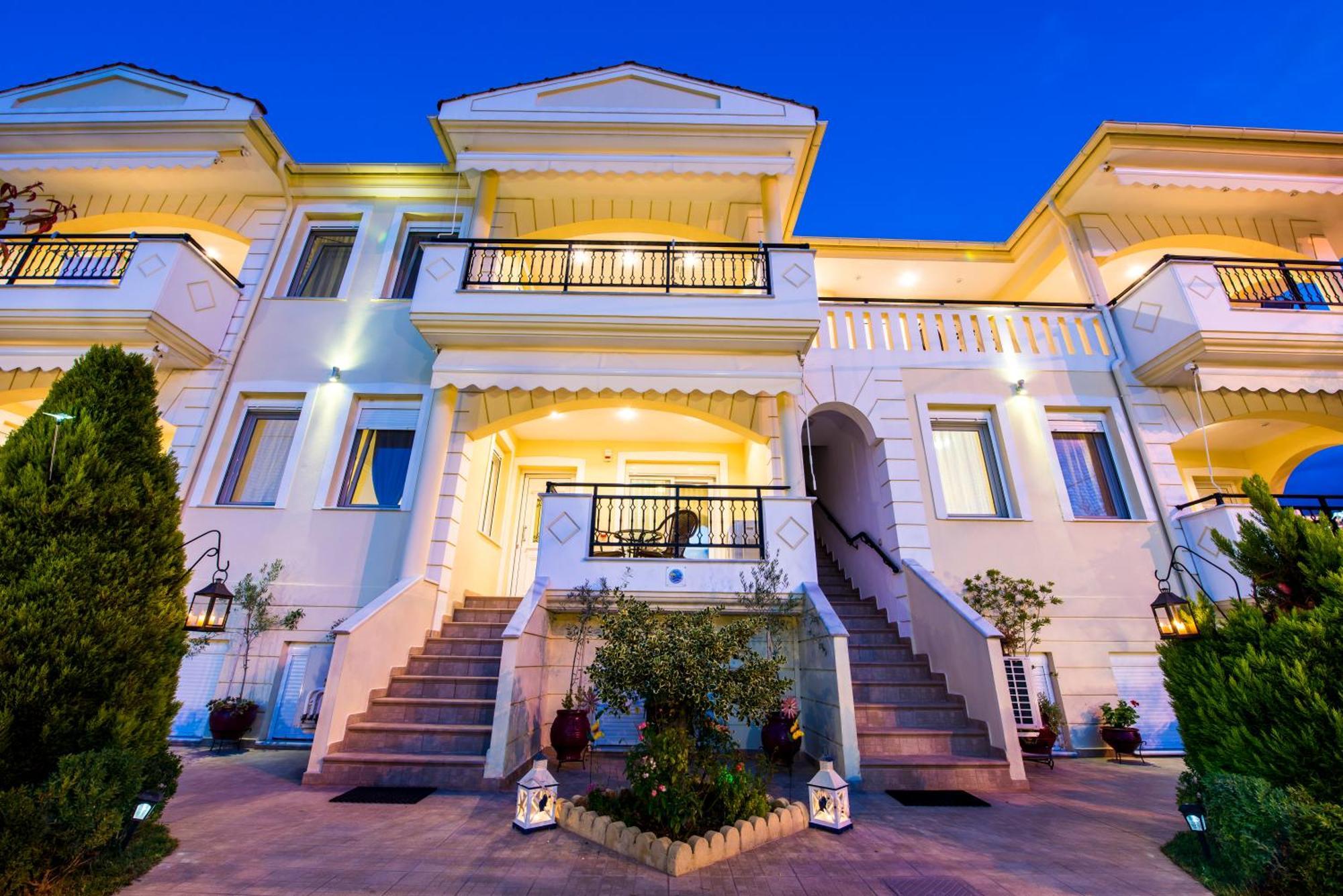 Mandani Villa Luxury Apartments لايميناس المظهر الخارجي الصورة