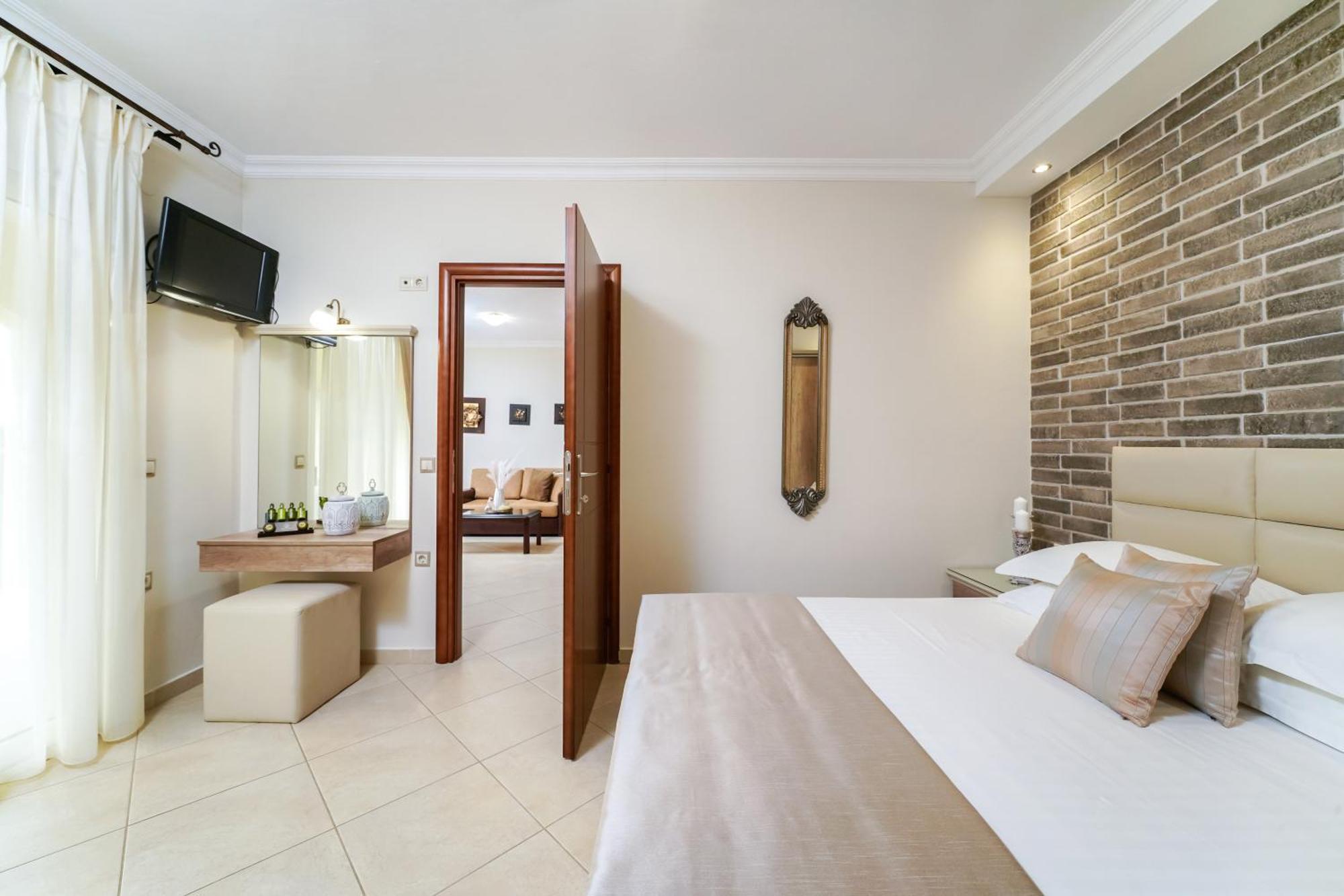 Mandani Villa Luxury Apartments لايميناس المظهر الخارجي الصورة